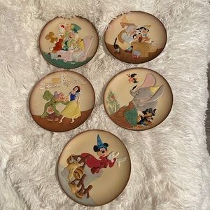 The Disney Collection 5 plates